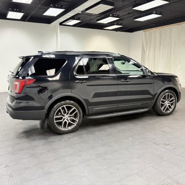 Used 2016 Ford Explorer Sport w/ Equipment Group 401A image 6