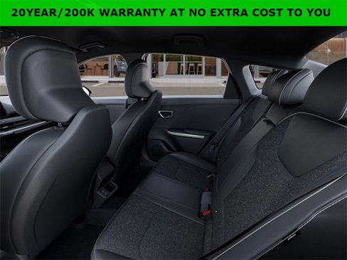New 2025 Kia K4 GT-Line image 18