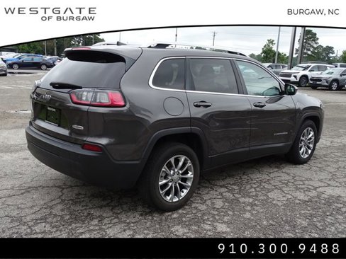 Used 2019 Jeep Cherokee Latitude Plus w/ Comfort/Convenience Group image 9