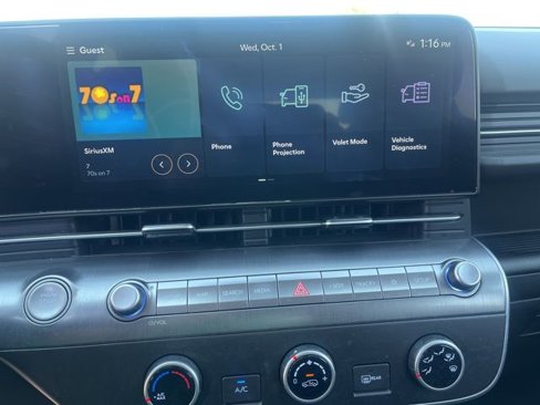 Used 2025 Hyundai Kona SE image 15