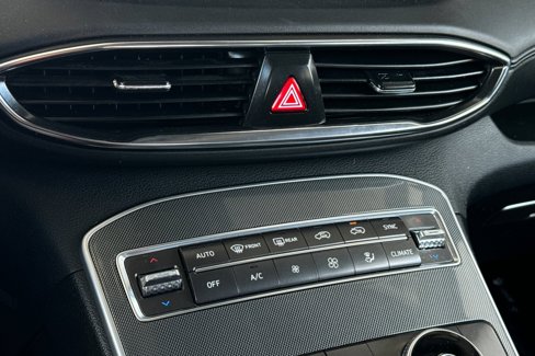 Used 2022 Hyundai Santa Fe SEL w/ Convenience Package image 20