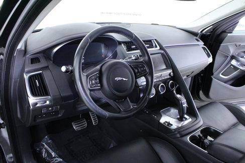Used 2018 Jaguar E-PACE SE image 22