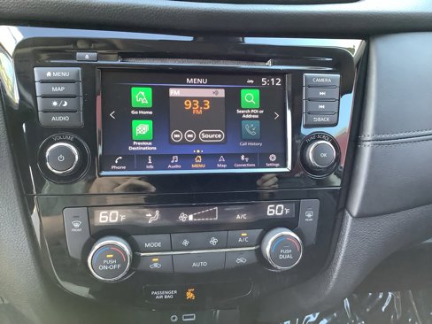 Used 2018 Nissan Rogue SL image 12