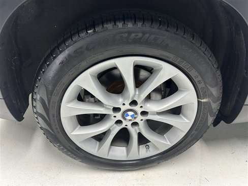 Used 2018 BMW X5 xDrive35i w/ M Sport Package image 14