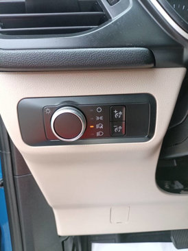 Used 2020 Ford Escape SE image 16