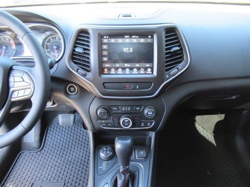 Used 2022 Jeep Cherokee Trailhawk w/ Premium Leather Package image 21