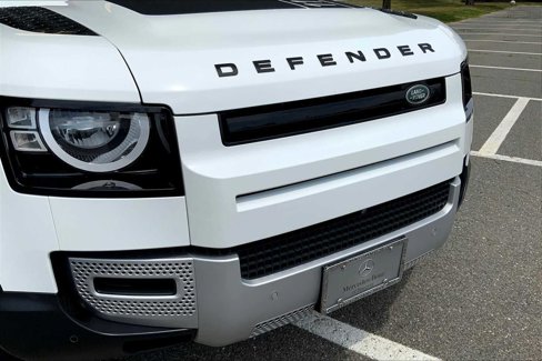 Used 2023 Land Rover Defender 110 S image 29