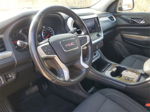 Used 2020 GMC Acadia SLE w/ Driver Convenience Package image 16