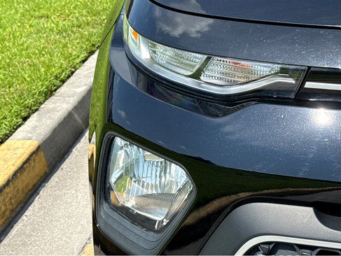 Used 2020 Kia Soul LX image 23