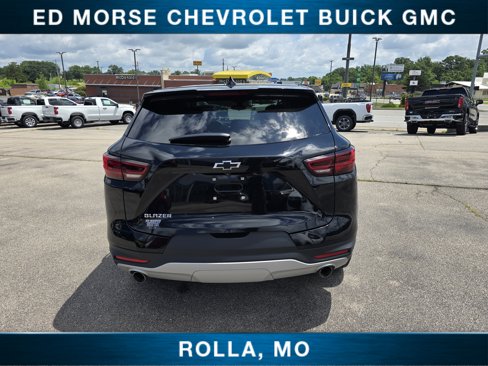 Used 2023 Chevrolet Blazer LT w/ Driver Confidence Package image 4