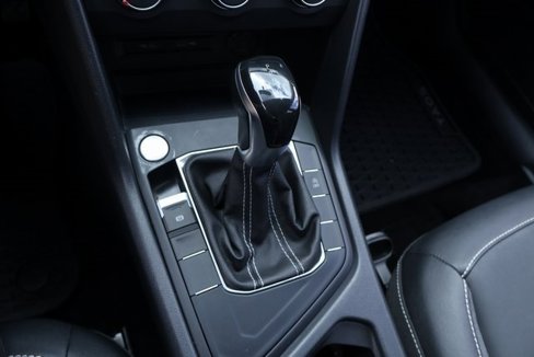 Certified 2022 Volkswagen Taos SE image 26