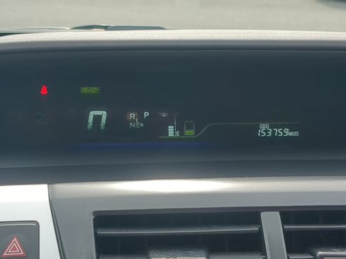 Used 2013 Toyota Prius V Five image 31