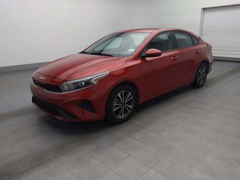 Used 2024 Kia Forte LXS image 2