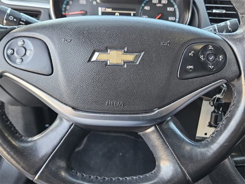 Used 2016 Chevrolet Impala LT w/ Convenience Package image 33