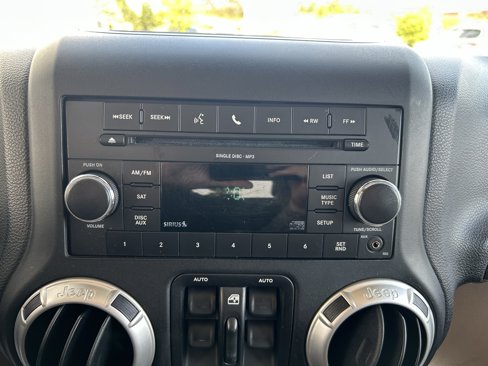 Used 2011 Jeep Wrangler Unlimited Sahara w/ Trailer Tow Group image 21