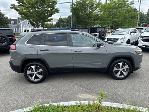 Used 2022 Jeep Cherokee Limited image 7
