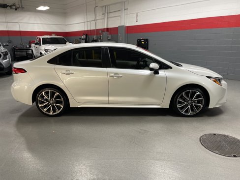 Certified 2022 Toyota Corolla LE image 11
