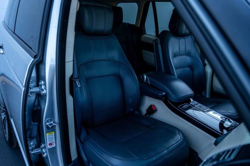 Used 2018 Land Rover Range Rover Supercharged image 14