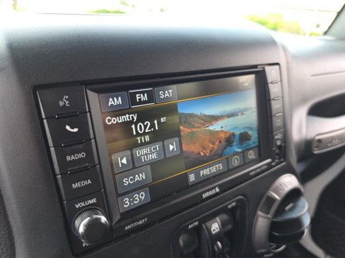 Used 2018 Jeep Wrangler Unlimited Sport image 20