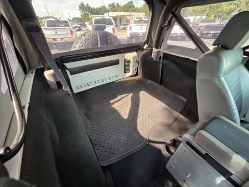 Used 2009 Jeep Wrangler X image 19