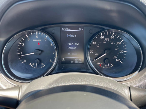 Used 2017 Nissan Rogue SV image 20