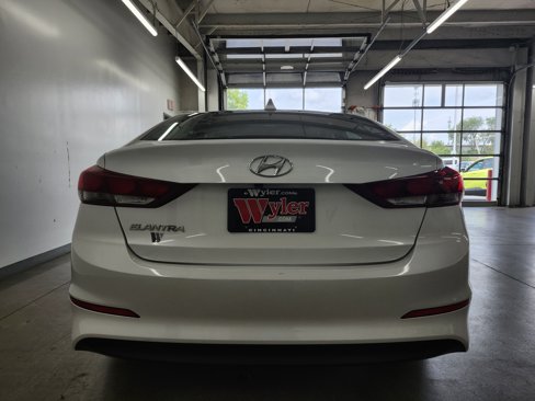 Used 2017 Hyundai Elantra Value Edition image 31