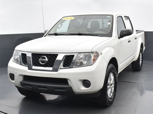 Used 2016 Nissan Frontier SV image 8