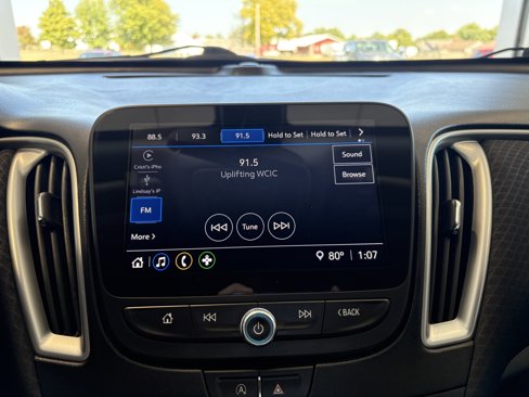 Used 2022 Chevrolet Malibu LS image 17