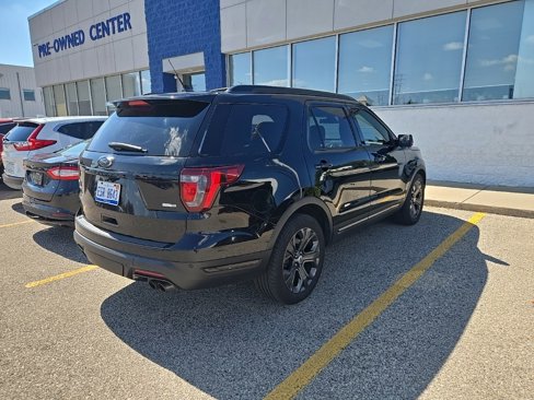 Used 2018 Ford Explorer Sport image 4