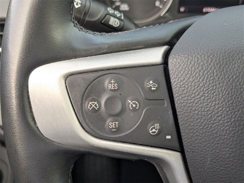 Used 2023 GMC Terrain SLT image 23