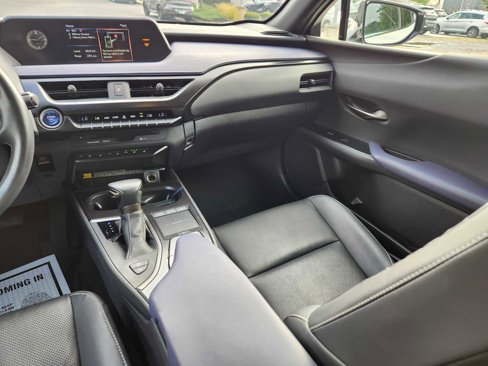 Used 2021 Lexus UX 250h w/ Premium Package image 14