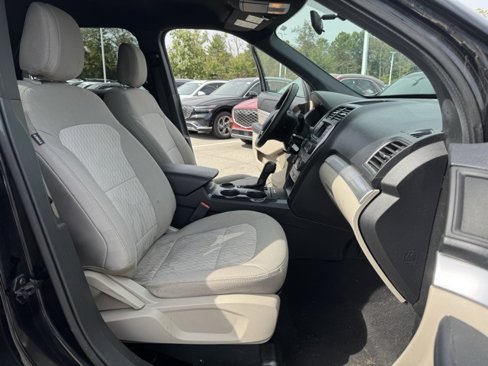 Used 2018 Ford Explorer FWD image 25