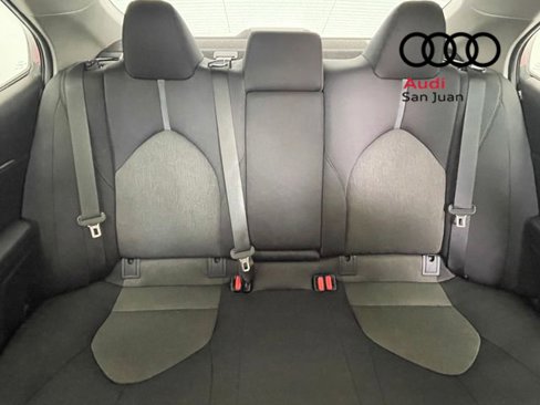 Used 2021 Toyota Camry LE w/ Carpet Mat Package (TMS) image 7