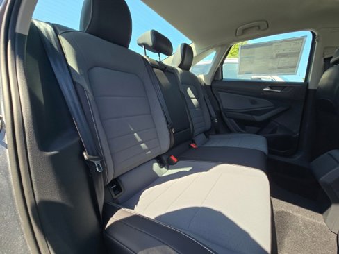 New 2025 Volkswagen Jetta SE image 15