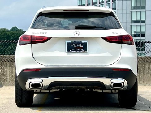 Used 2023 Mercedes-Benz GLA 250 4MATIC image 6