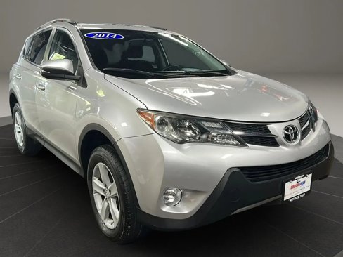 Used 2014 Toyota RAV4 XLE image 7