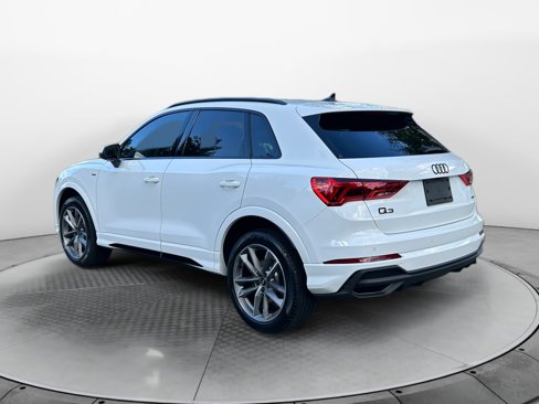 New 2025 Audi Q3 2.0T Premium image 5