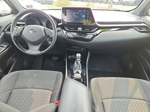 Used 2021 Toyota C-HR Nightshade image 11
