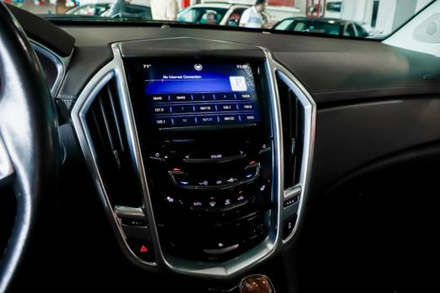 Used 2013 Cadillac SRX Luxury image 32