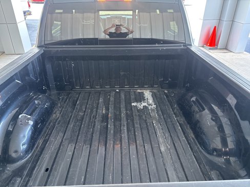 Used 2019 RAM 1500 4x4 Crew Cab image 25