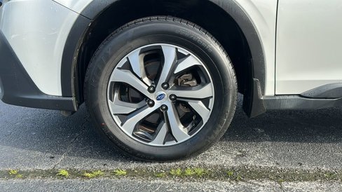 Used 2020 Subaru Outback Limited w/ Popular Package #2 image 9