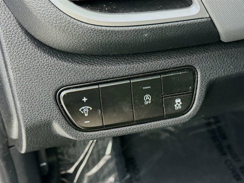 Used 2021 Kia Seltos LX image 16
