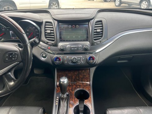 Used 2014 Chevrolet Impala LTZ image 18
