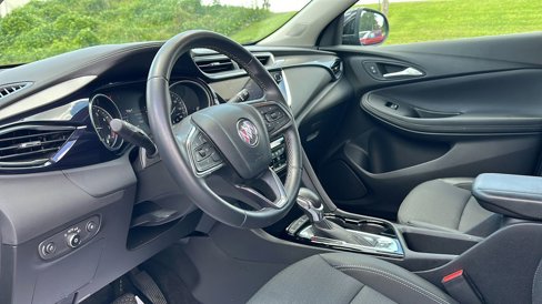 Used 2022 Buick Encore GX Select w/ Sport Touring Package image 11