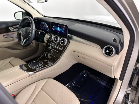 Certified 2022 Mercedes-Benz GLC 300 image 28