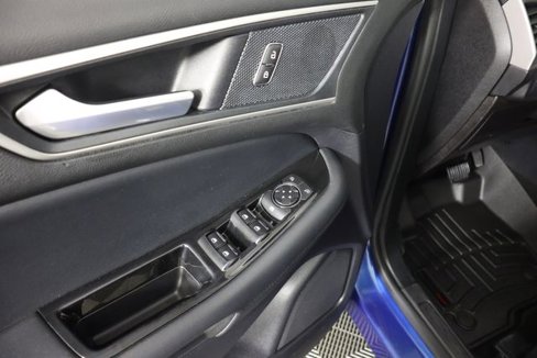 Used 2020 Ford Edge SEL w/ Cold Weather Package image 28