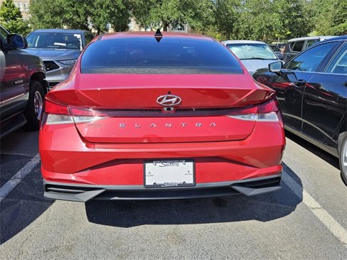 Used 2021 Hyundai Elantra SEL w/ Convenience Package image 5