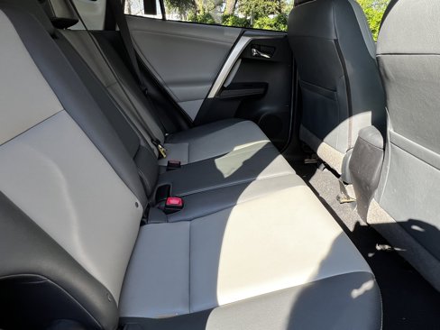 Used 2013 Toyota RAV4 Limited image 38