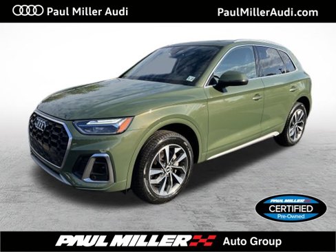 Used 2022 Audi Q5 2.0T Premium w/ Convenience Package image 1