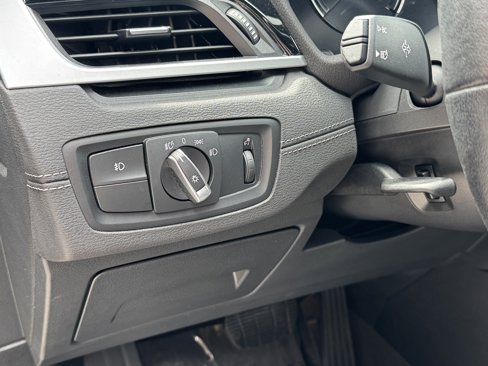 Used 2020 BMW X1 xDrive28i image 17